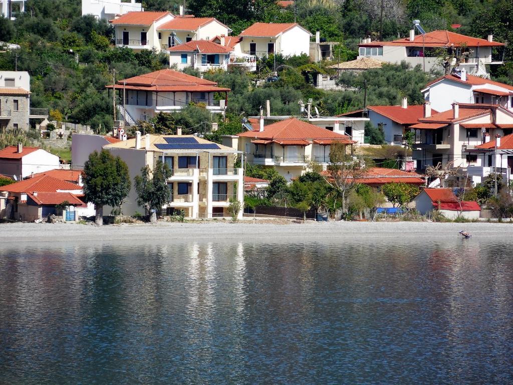 Villa Thalassa Paralia Sergoulas 外观 照片